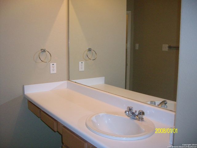 1122 Cockroft, San Antonio, TX 78251