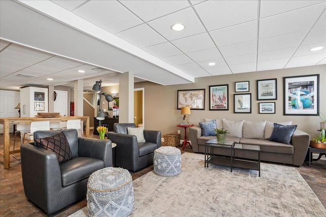 3 Crimson Court, Nashua, NH 03063