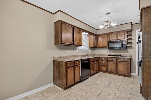 18 White Willow Court, Little Rock, AR 72212
