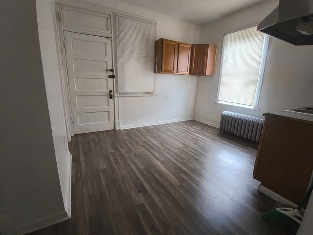 2542 W 64th Street 1, Chicago, IL 60629