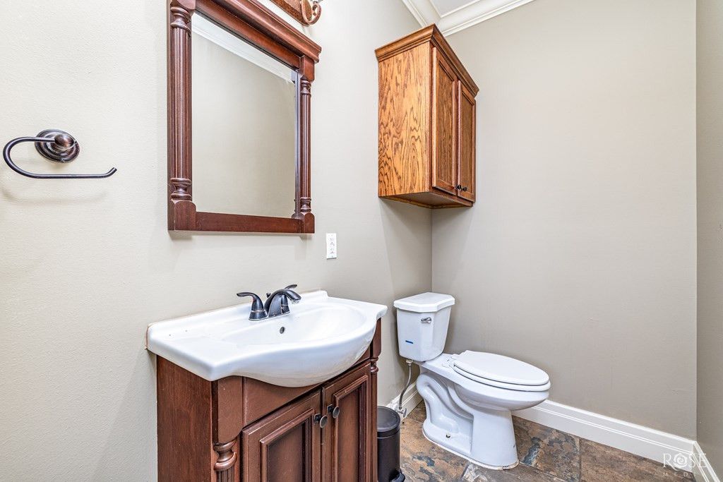 Image 21 of property listing at 22585 Harbor View Lane, Millersview, TX 76862