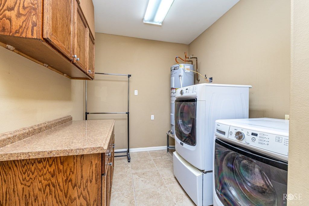 Image 27 of property listing at 22585 Harbor View Lane, Millersview, TX 76862