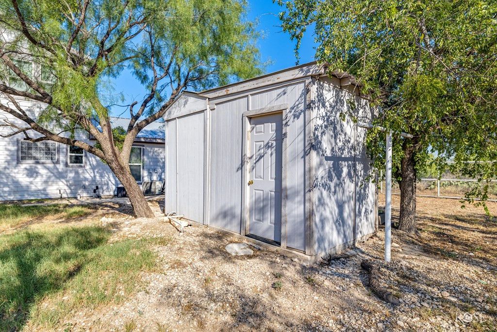 Image 33 of property listing at 22585 Harbor View Lane, Millersview, TX 76862