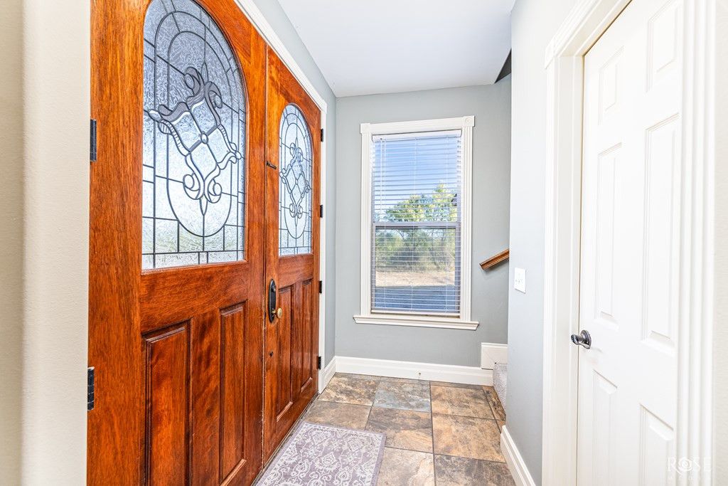 Image 4 of property listing at 22585 Harbor View Lane, Millersview, TX 76862