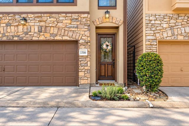 1316 Studer Street, Houston, TX 77007
