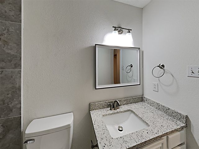 2705 Hidden Springs Drive, Mesquite, TX 75181