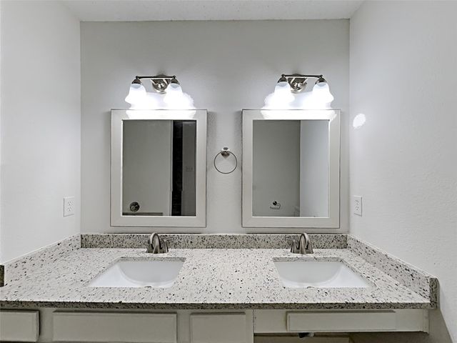 2705 Hidden Springs Drive, Mesquite, TX 75181