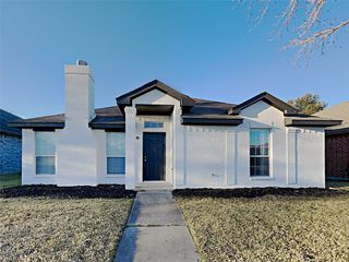 2705 Hidden Springs Drive, Mesquite, TX 75181