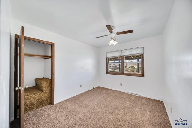 1667 ZINNIA, Rapid City, SD 57703