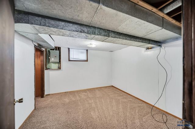 1667 ZINNIA, Rapid City, SD 57703