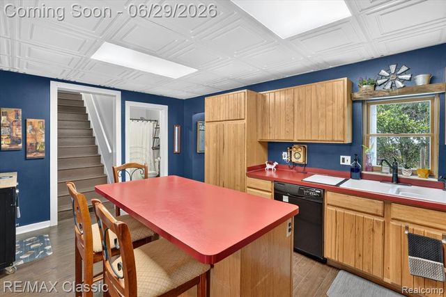 352 Meribah, Highland, MI 48356
