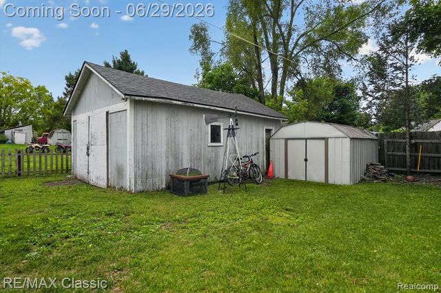 352 Meribah, Highland, MI 48356