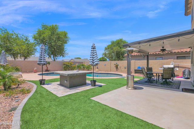 39470 N DUSTY Drive, San Tan Valley, AZ 85140