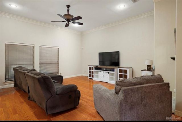5604 E Curry Road, Edinburg, TX 78542