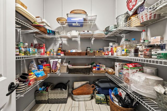 6437 Arno Rd, College Grove, TN 37046