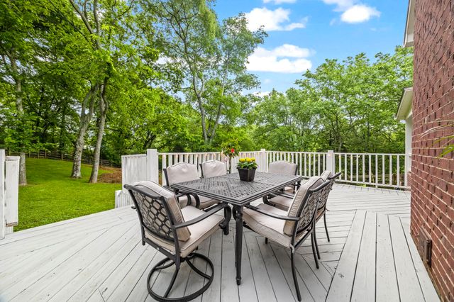 6437 Arno Rd, College Grove, TN 37046