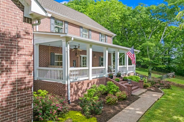 6437 Arno Rd, College Grove, TN 37046