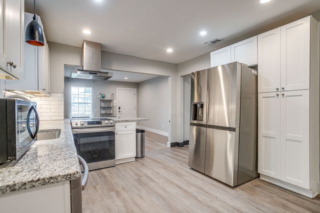 5517 Fletcher Avenue, Fort Worth, TX 76107