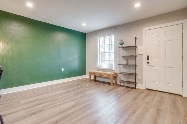 5517 Fletcher Avenue, Fort Worth, TX 76107