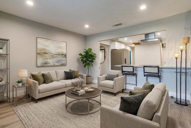 5517 Fletcher Avenue, Fort Worth, TX 76107