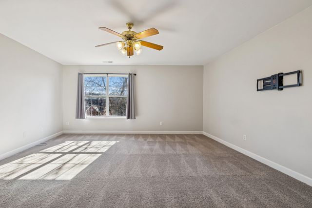 2205 Maple Grove Ln, Nashville, TN 37211