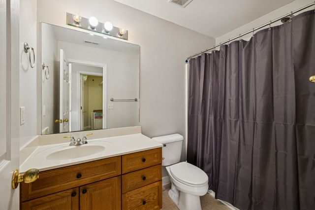 2205 Maple Grove Ln, Nashville, TN 37211