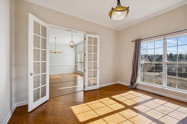 2205 Maple Grove Ln, Nashville, TN 37211