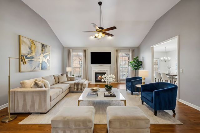 2205 Maple Grove Ln, Nashville, TN 37211