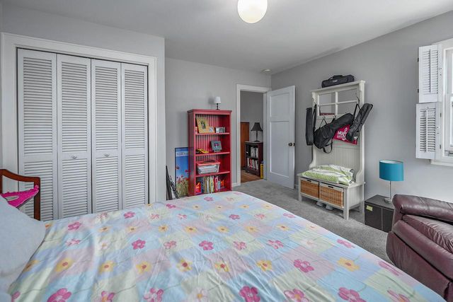 5074 Hollywood AVENUE, Whitefish Bay, WI 53217