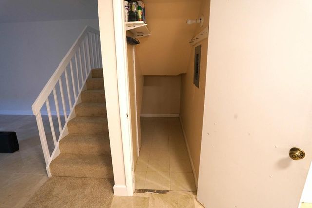 2427 24th Lane, Palm Beach Gardens, FL 33418