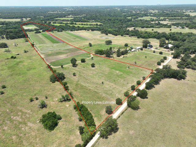 6238 Kovar Road, Fayetteville, TX 78940
