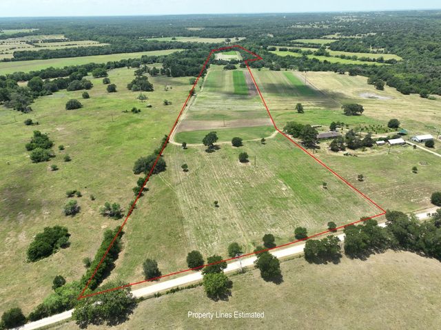 6238 Kovar Road, Fayetteville, TX 78940