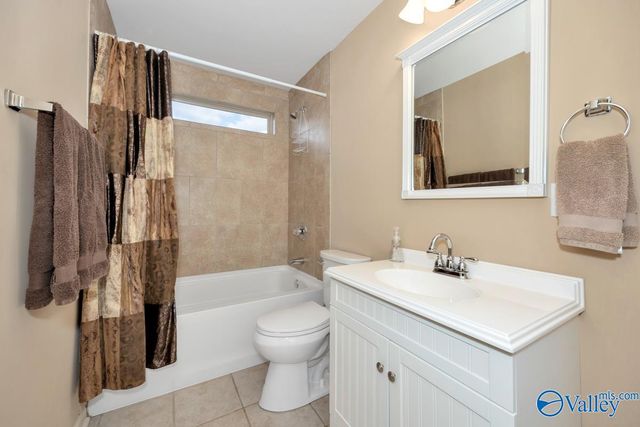 119 SW Morningwalk Lane, Huntsville, AL 35824