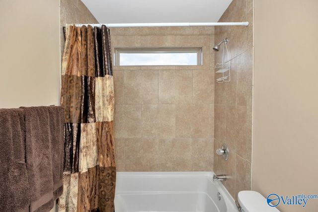 119 SW Morningwalk Lane, Huntsville, AL 35824