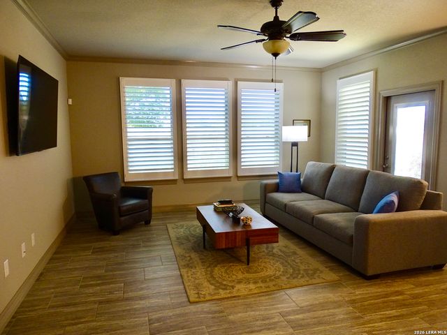 3723 Brazos, San Antonio, TX 78245