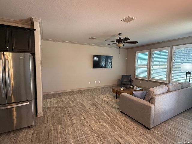 3723 Brazos, San Antonio, TX 78245