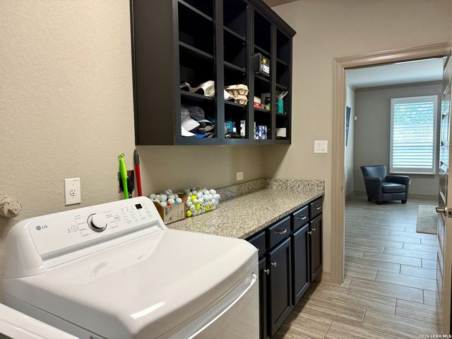 3723 Brazos, San Antonio, TX 78245