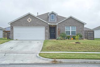 14827 E 39th Street S, Tulsa, OK 74134