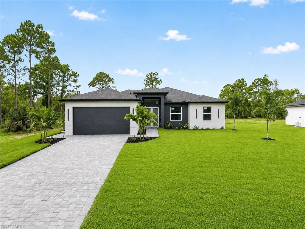 720 Bennington DR, LEHIGH ACRES, FL 33974 — photo 2