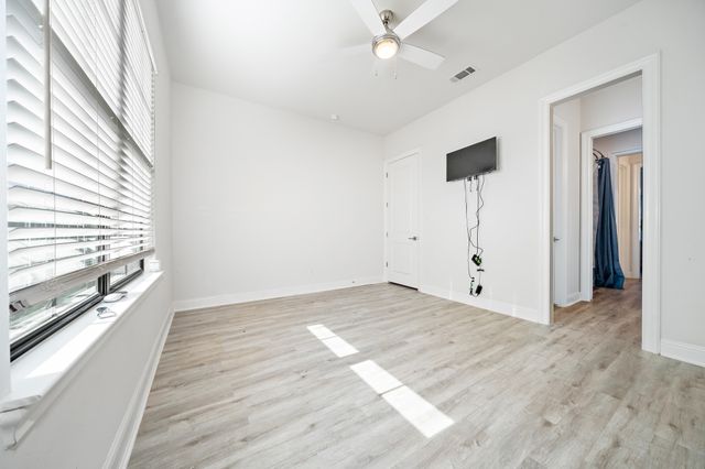 18107 Forrest Drive, Whitney, TX 76692