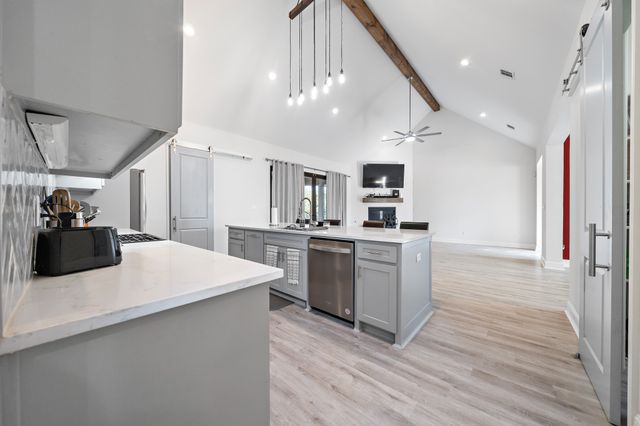 18107 Forrest Drive, Whitney, TX 76692