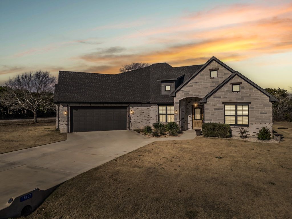 18107 Forrest Drive, Whitney, TX 76692