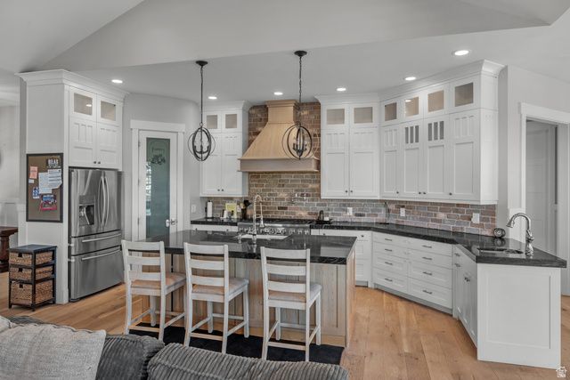 15012 S SPRING DR, Herriman, UT 84096
