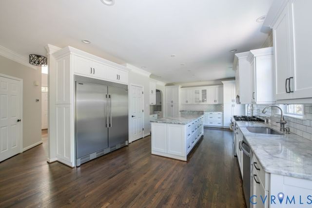 8452 Mount Eagle Rd, Hanover, VA 23005