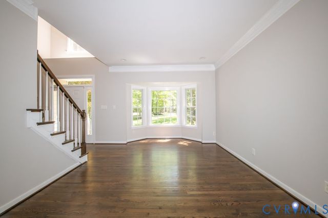 8452 Mount Eagle Rd, Hanover, VA 23005