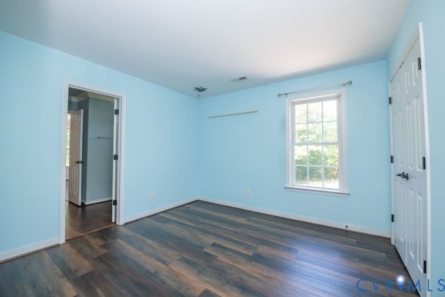 8452 Mount Eagle Rd, Hanover, VA 23005