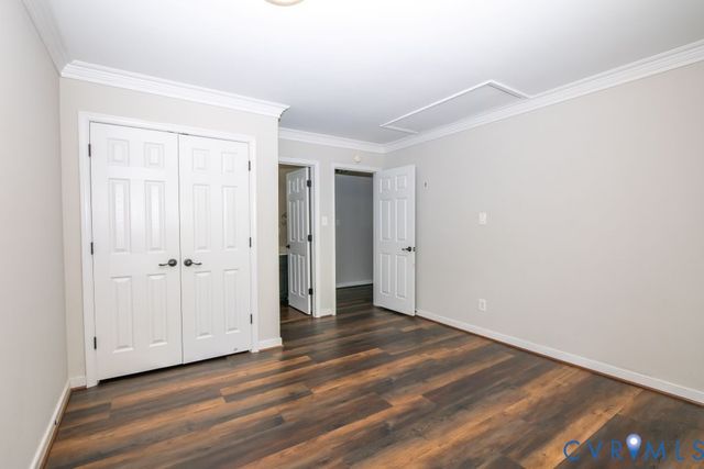 8452 Mount Eagle Rd, Hanover, VA 23005