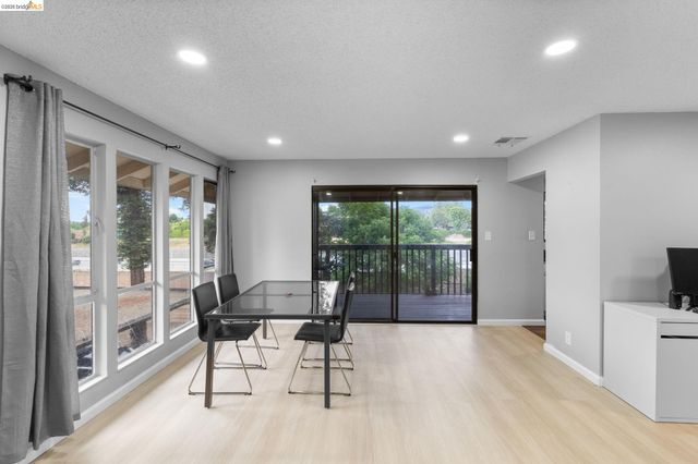 2400 Shadow Lane 110, Antioch, CA 94509