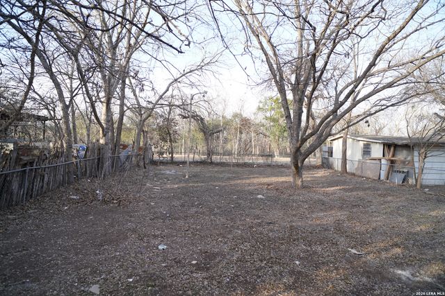 5807 Mayo Dr, San Antonio, TX 78227