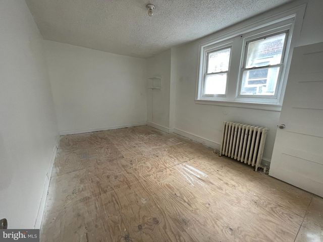 4936 N 9TH ST, Philadelphia, PA 19141